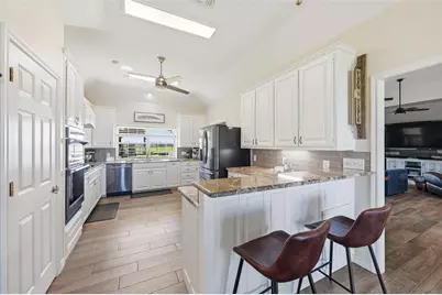 2701 Hulen Street, Burleson, TX 76028 - Photo 12