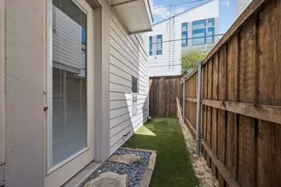 5186 Garrett Stream Ct, Dallas, TX 75206 - Photo 24