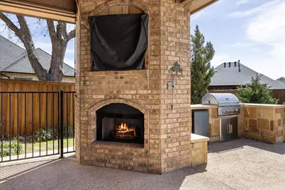 1402 Joshua Way, Granbury, TX 76048 - Photo 32