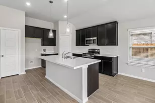 724 Grand Dl Dr, Lavon, TX 75166 - Photo 4