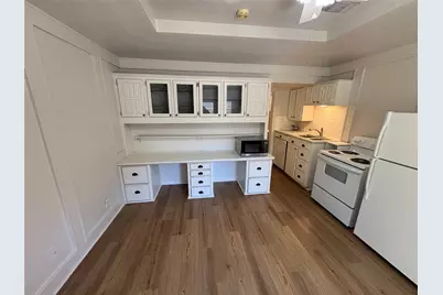 900 N Austin Street, Denton, TX 76201 - Photo 6