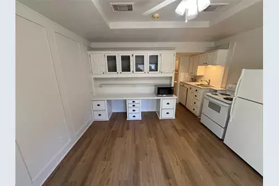 900 N Austin Street, Denton, TX 76201 - Photo 6