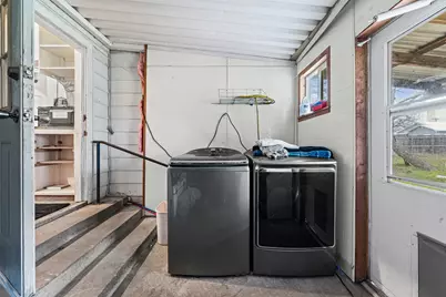 217 N 5th Street, Lott, TX 76656 - Photo 16