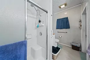 217 N 5th St, Lott, TX 76656 - Photo 24