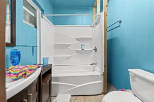 217 N 5th St, Lott, TX 76656 - Photo 20