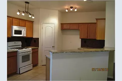 4245 Rustic Ridge Drive, The Colony, TX 75056 - Photo 4