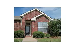 4245 Rustic Ridge Dr, The Colony, TX 75056 - Photo 2