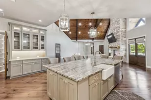 12877 Foutch Rd, Pilot Point, TX 76258 - Photo 16