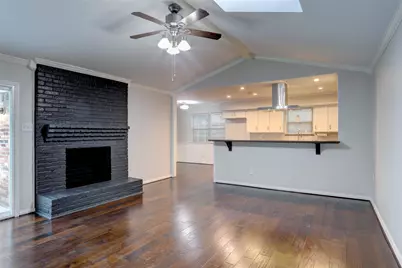 9424 Hunters Creek Drive, Dallas, TX 75243 - Photo 14