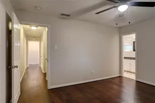 9424 Hunters Creek Dr, Dallas, TX 75243 - Photo 22