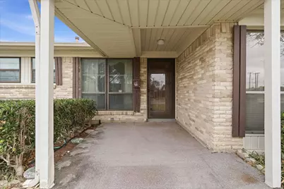 2341 Lagoon Drive, Mesquite, TX 75150 - Photo 4