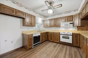 2341 Lagoon Dr, Mesquite, TX 75150 - Photo 10