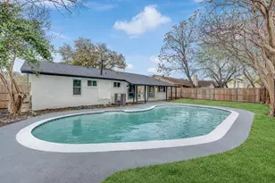 1110 Coronet St, Irving, TX 75062 - Photo 24