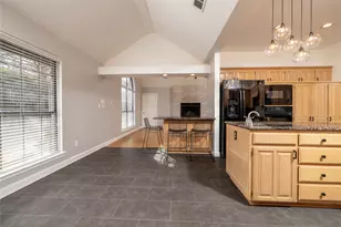 207 Pebble Beach Dr, Trophy Club, TX 76262 - Photo 16