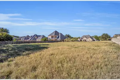 2000 Stone Canyon Court, Arlington, TX 76012 - Photo 16
