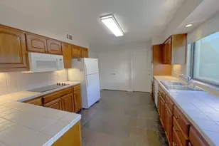 9609 Orchard Hill, Dallas, TX 75243 - Photo 16