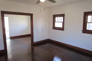 106 E Magnolia Ave, Electra, TX 76360 - Photo 12