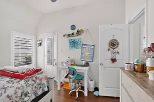 8715 Lindenwood Ln, Irving, TX 75063 - Photo 30