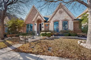 8715 Lindenwood Ln, Irving, TX 75063 - Photo 2