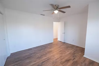 1912 Dorothy Lane #1914, Fort Worth, TX 76107 - Photo 10