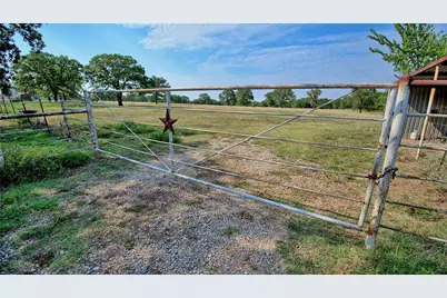 5775 Old Vashti Road, Bowie, TX 76230 - Photo 34