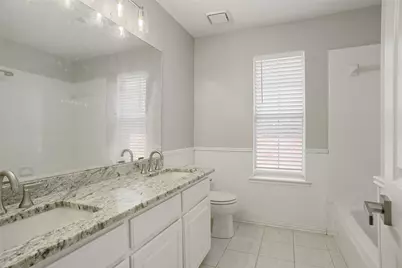 2709 Indian Oak Drive, Grapevine, TX 76051 - Photo 16