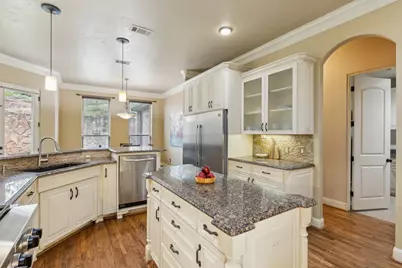 3007 Sunray Valley Court, Arlington, TX 76012 - Photo 14