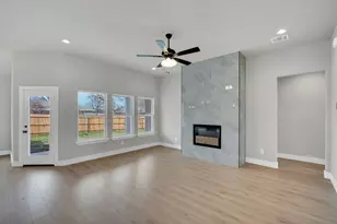 340 E Marshall Ct, Palmer, TX 75152 - Photo 6