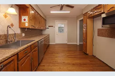 730 Indiana Street, Graham, TX 76450 - Photo 20