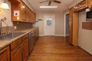 730 Indiana St, Graham, TX 76450 - Photo 20