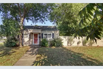 730 Indiana Street, Graham, TX 76450 - Photo 2