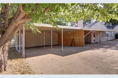 730 Indiana Street, Graham, TX 76450 - Photo 6