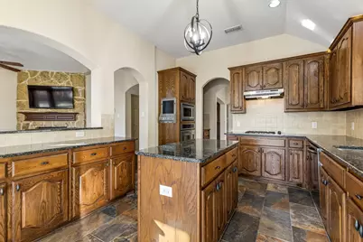 9628 Makiposa Lane, Fort Worth, TX 76177 - Photo 6