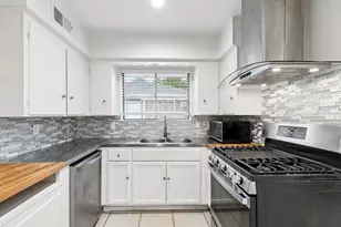 6311 E Lovers Ln, Dallas, TX 75214 - Photo 2