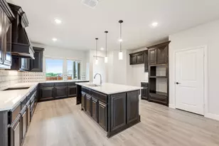 1013 River Oaks Dr, Godley, TX 76044 - Photo 10
