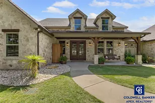 1505 Whispering Oaks Ct, Granbury, TX 76049 - Photo 2