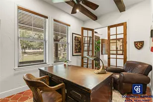 1505 Whispering Oaks Ct, Granbury, TX 76049 - Photo 8