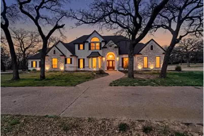 531 E Hickory Ridge Circle, Argyle, TX 76226 - Photo 2