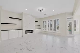 531 E Hickory Ridge Cir, Argyle, TX 76226 - Photo 8