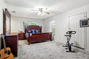 1004 Gladstone Ave, Azle, TX 76020 - Photo 12