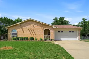 1004 Gladstone Ave, Azle, TX 76020 - Photo 1