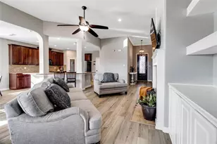 208 Atlantic Ave, Waxahachie, TX 75165 - Photo 10