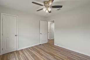 732 W Bullock St, Denison, TX 75020 - Photo 14