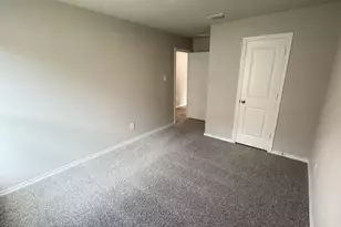 16625 Laguna Vis St, Fort Worth, TX 76247 - Photo 10