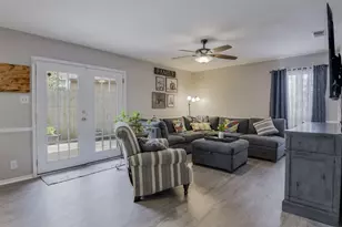 2205 Prestonwood Dr, Arlington, TX 76012 - Photo 20