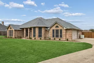 11090 Prairie Lakes Ln, Forney, TX 75126 - Photo 2