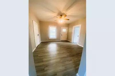 308 N Shawnee Street, Ennis, TX 75119 - Photo 6