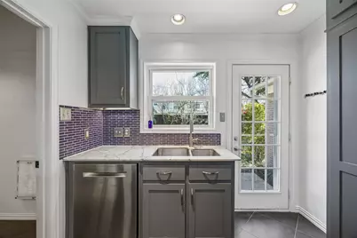 508 Hambrick Road, Dallas, TX 75218 - Photo 12
