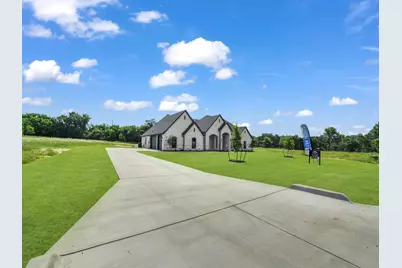 143 Desperado Way, Weatherford, TX 76088 - Photo 4