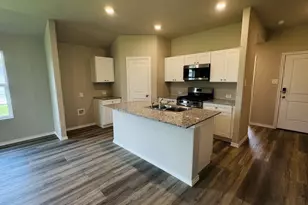 16569 Port Arthur Pl, Fort Worth, TX 76247 - Photo 2